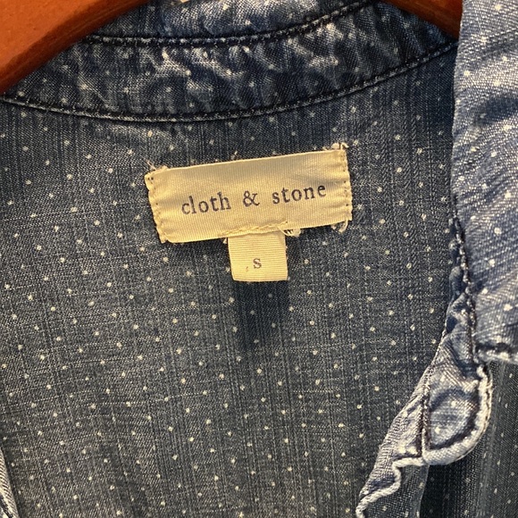 Denim top💙 - Picture 4 of 4